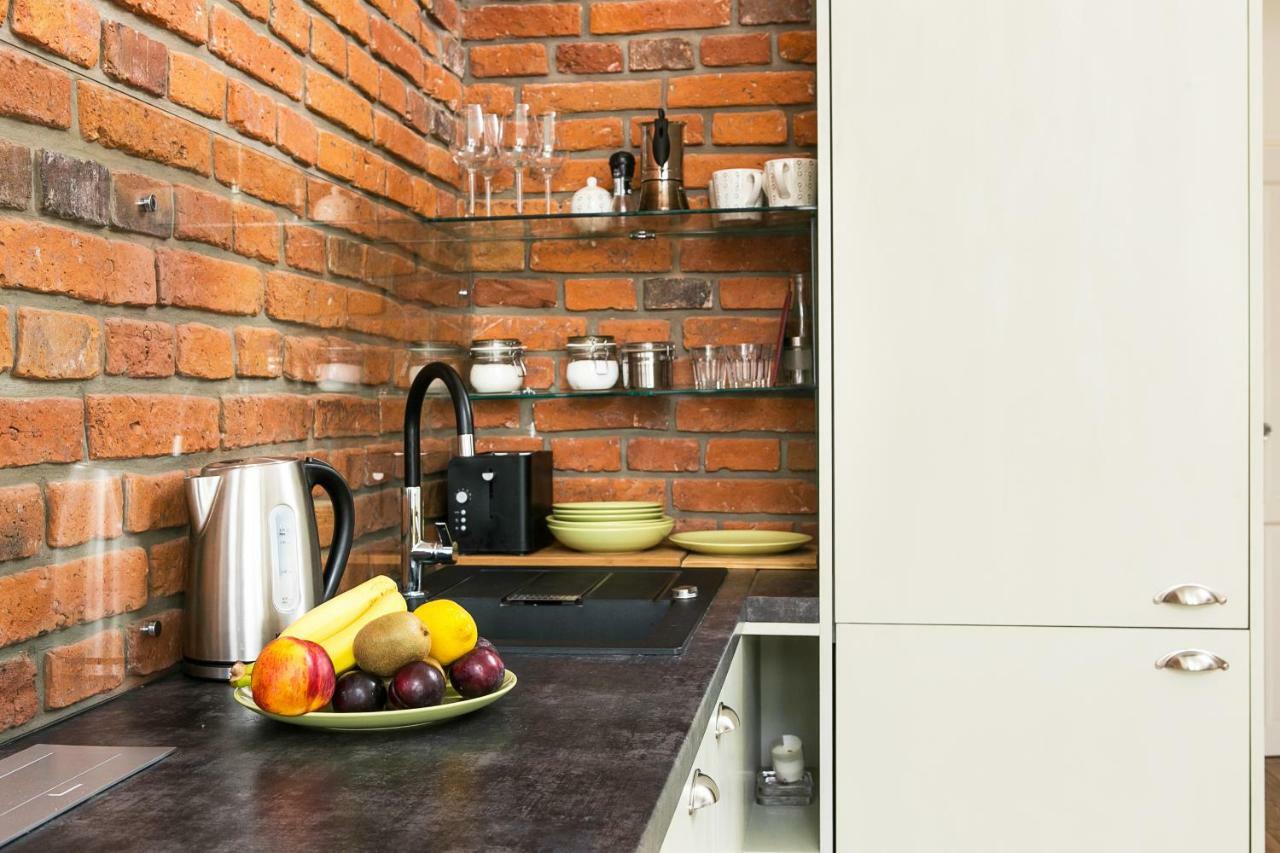 Old Town Brigue Apartment By Otium Krakow Luaran gambar
