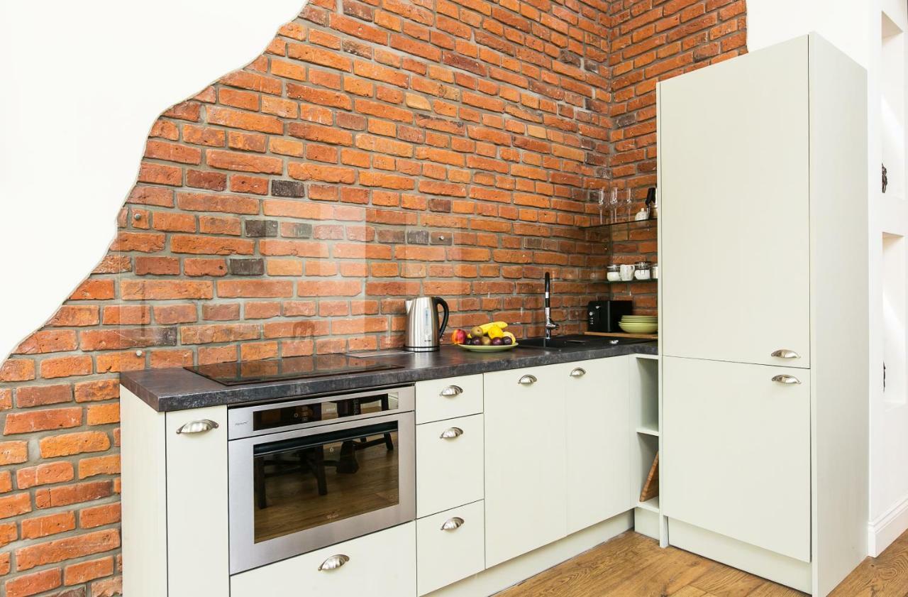 Old Town Brigue Apartment By Otium Krakow Luaran gambar